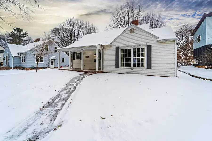 1006 STEWART AVENUE, Wausau, WI 54401 - Image #2