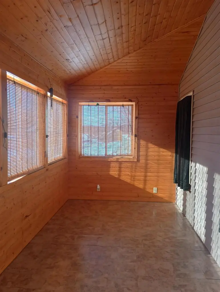 109 W 10TH STREET, Neillsville, WI 54456 - Image #3