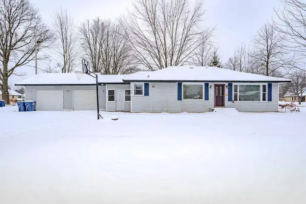 1006 WISCONSIN STREET, Mosinee, WI 54455