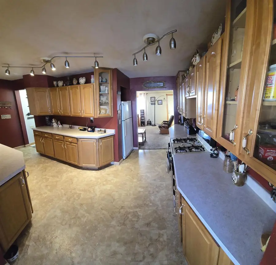 911 PEPPER AVENUE, Wisconsin Rapids, WI 54494 - Image #2
