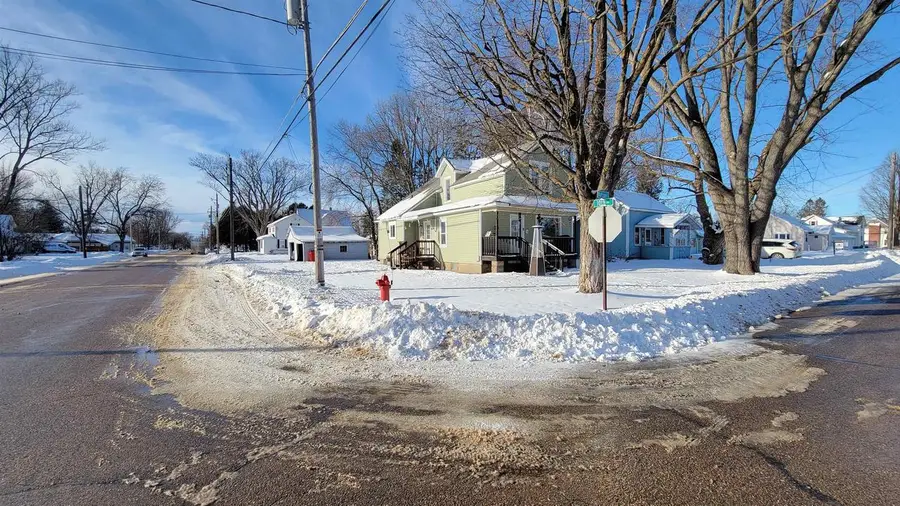 206 10TH AVENUE, Antigo, WI 54409 - Image #2