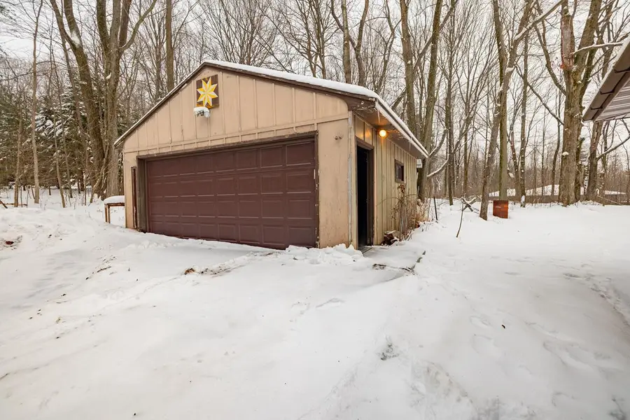 2255 CIRCLE DRIVE, Wausau, WI 54401 - Image #3