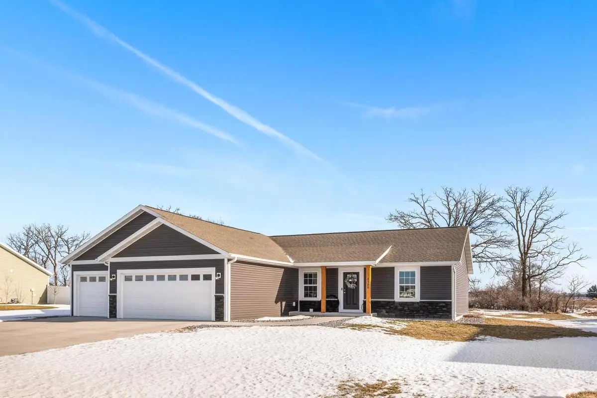 4500 MORELAND ROAD, Plover, WI 54467 - #1