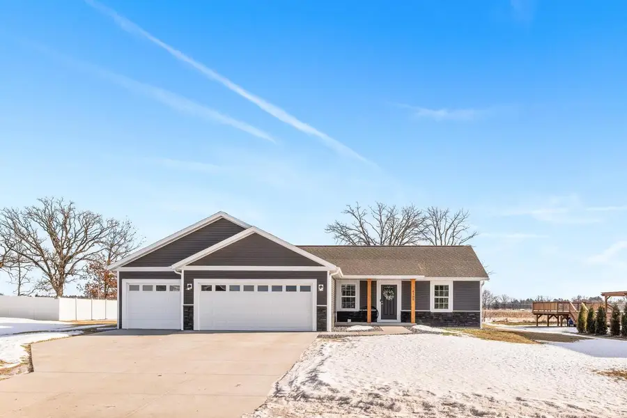 4500 MORELAND ROAD, Plover, WI 54467 - #2