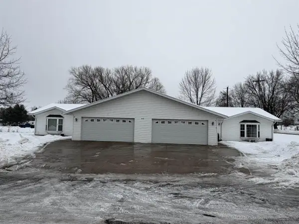 808 LOVE LANE, Athens, WI 54411