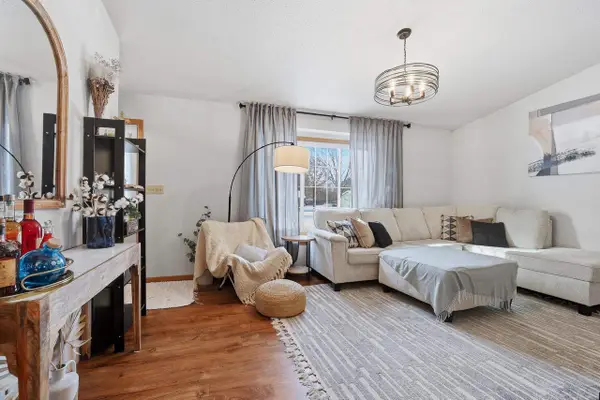 2440 OK BLUFF CIRCLE, Plover, WI 54467