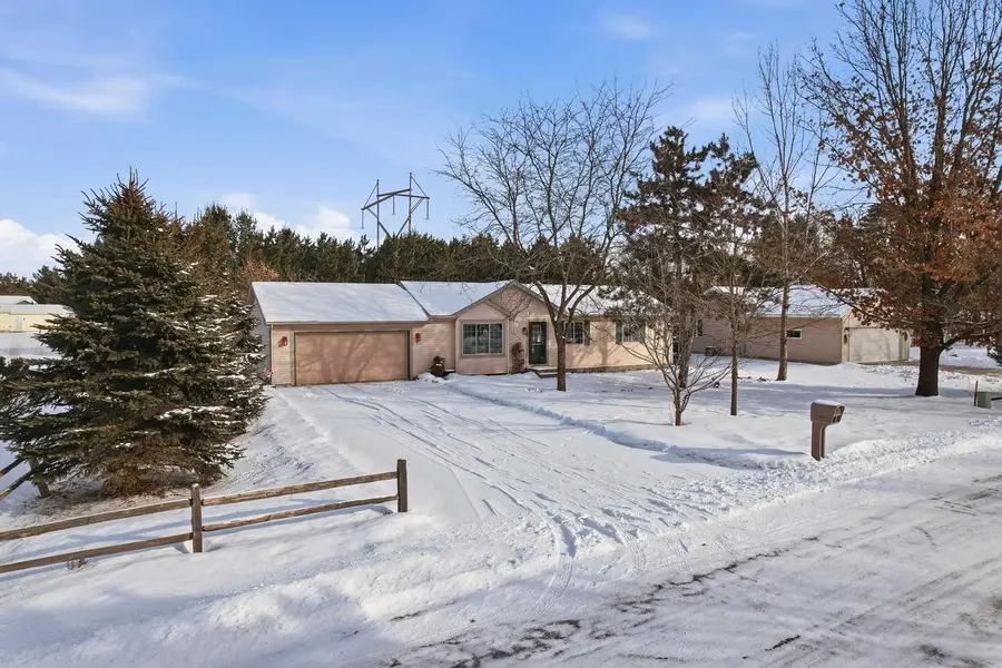 2440 OK BLUFF CIRCLE, Plover, WI 54467 - #2