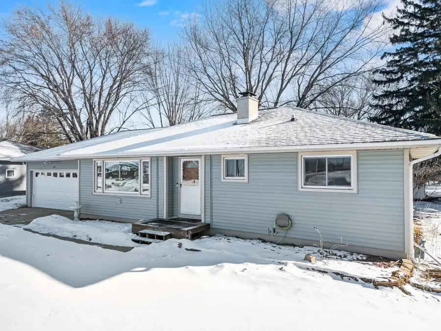 2001 S MAPLE AVENUE, Marshfield, WI 54449 - #2