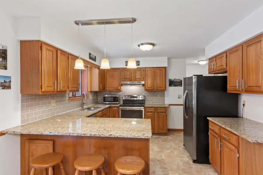 921 TANGLEWOOD DRIVE, Plover, WI 54467 - #2