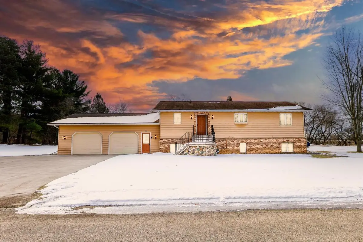 111 E SOUTH STREET, Plainfield, WI 54966 - #1