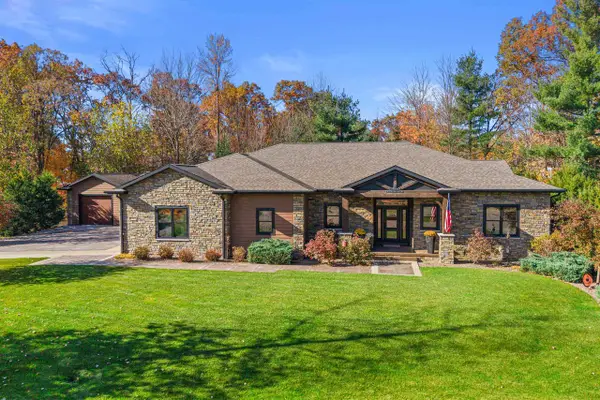 1855 WHITEWATER COVE, Plover, WI 54467