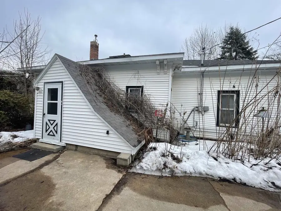 2812 WATER STREET, Stevens Point, WI 54481 - #2