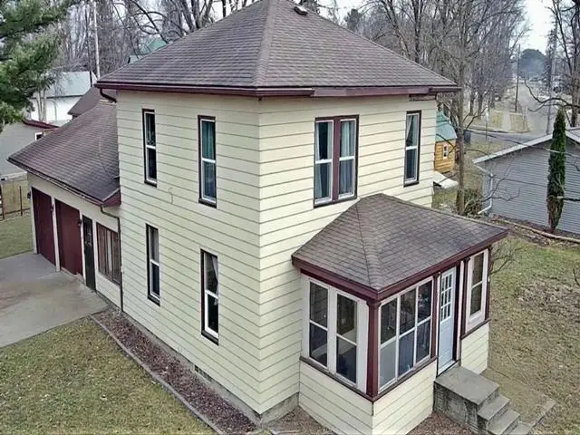 109 W 15TH STREET, Neillsville, WI 54456 - #1
