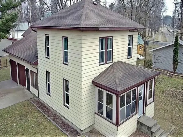 109 W 15TH STREET, Neillsville, WI 54456