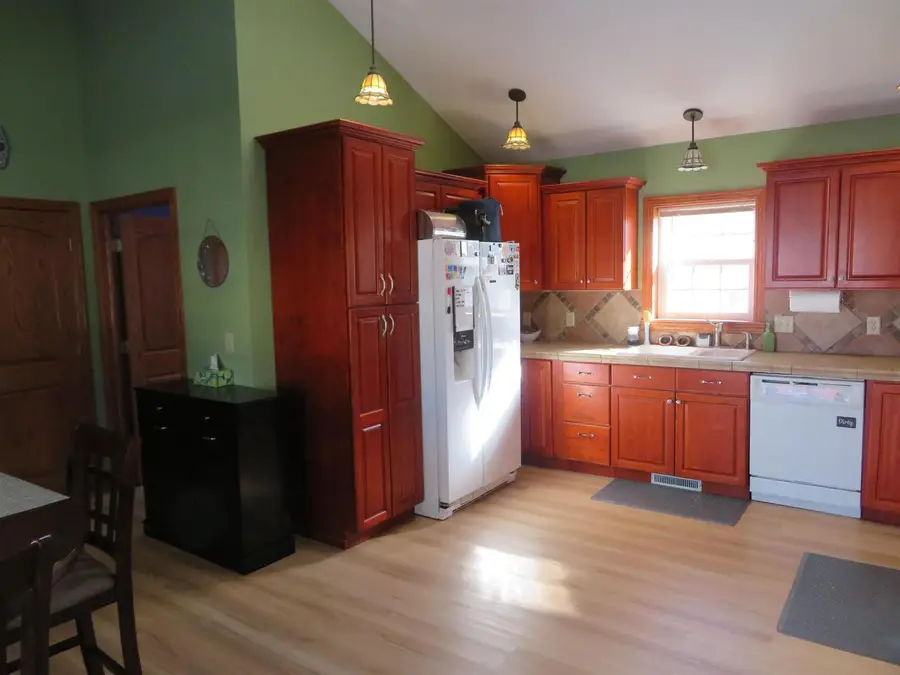 615 CHIPPEWA STREET, Merrill, WI 54452 - #3