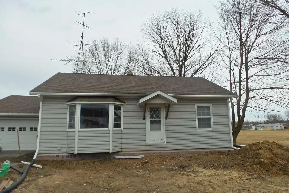 601 W BUSINESS COUNTY ROAD A, Dorchester, WI 54425 - #1