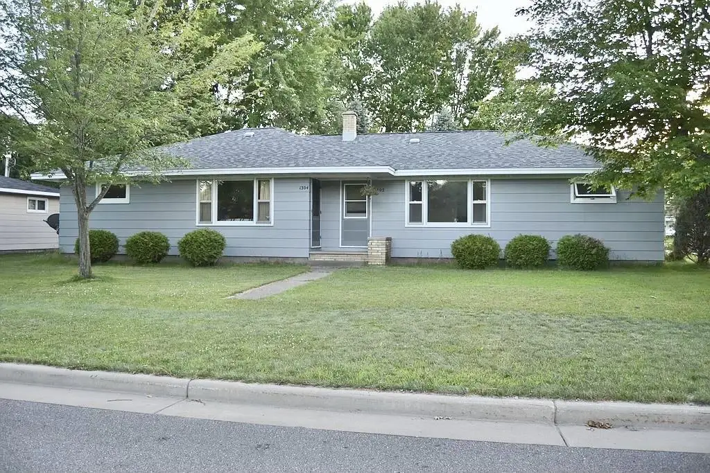 1302 S 5TH AVENUE #1304, Wausau, WI 54401 - #1