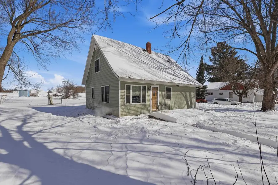 400 W MAIN STREET, Thorp, WI 54771 - #3