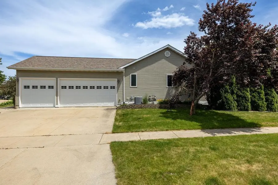209 MORNINGSIDE DRIVE, Deerfield, WI 53531 - #2