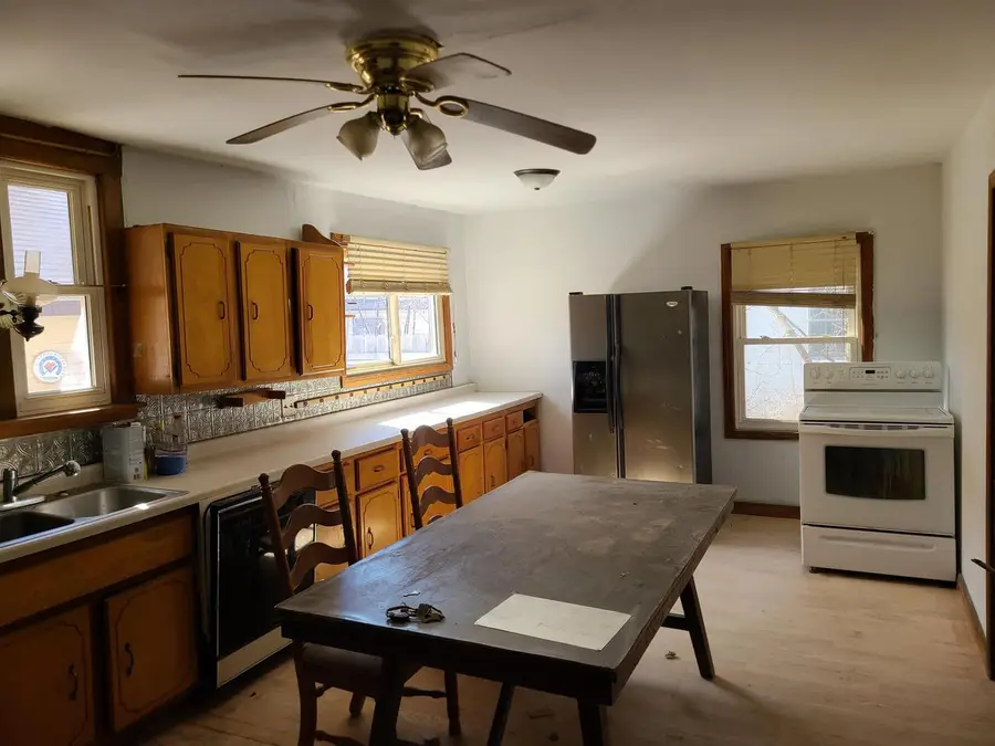 219 E LINCOLN STREET, Augusta, WI 54722 - #2