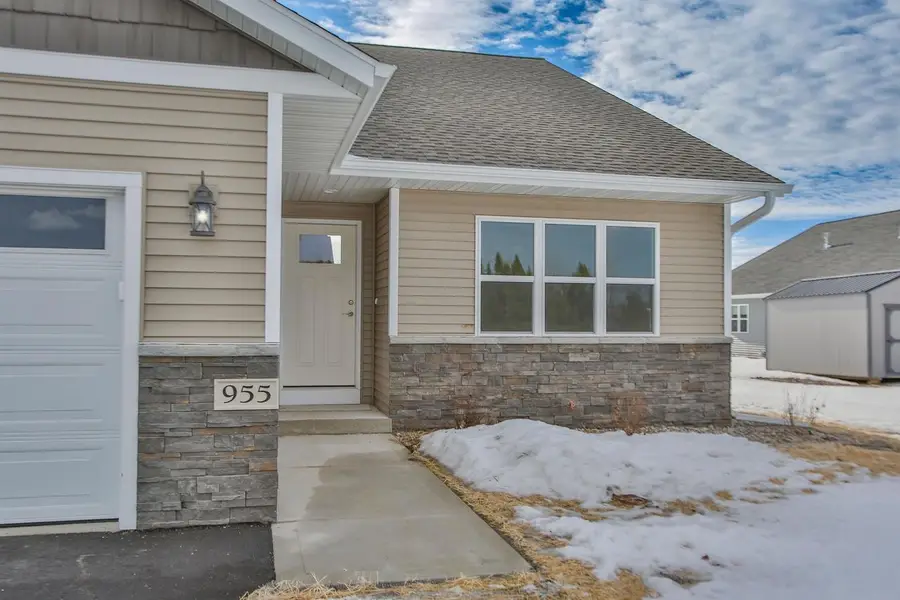 2109 S IRONWOOD AVENUE ##GR41, Marshfield, WI 54449 - #2