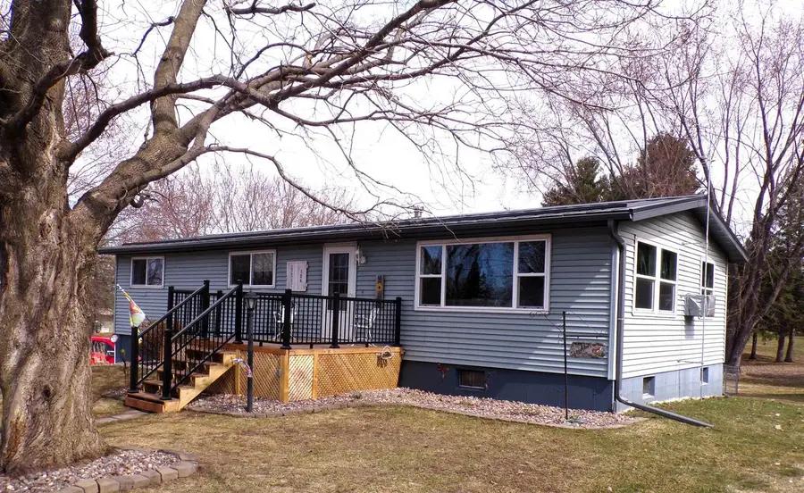 106 N CROCKER AVENUE, Greenwood, WI 54437 - #2