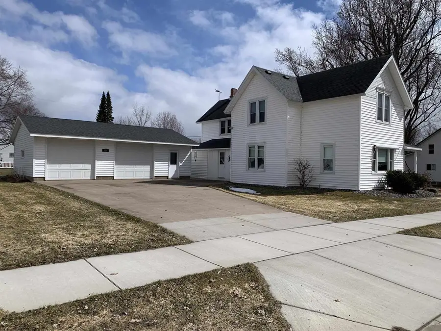 154 S 3RD STREET, Dorchester, WI 54425 - #2
