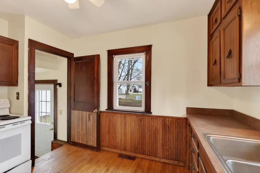 830 MARKET STREET, Nekoosa, WI 54457 - #3