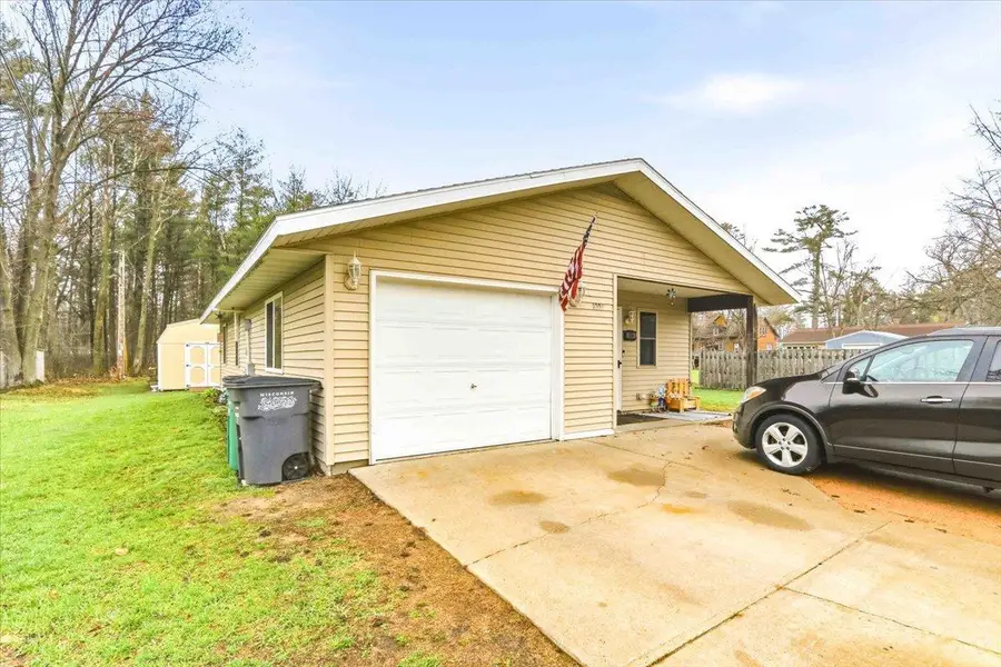 1004 19TH AVENUE, Wisconsin Rapids, WI 54495 - #2