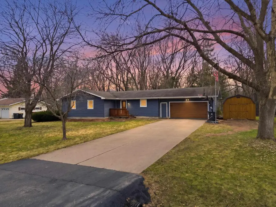 411 N AUBURN AVENUE, Marshfield, WI 54449 - #3