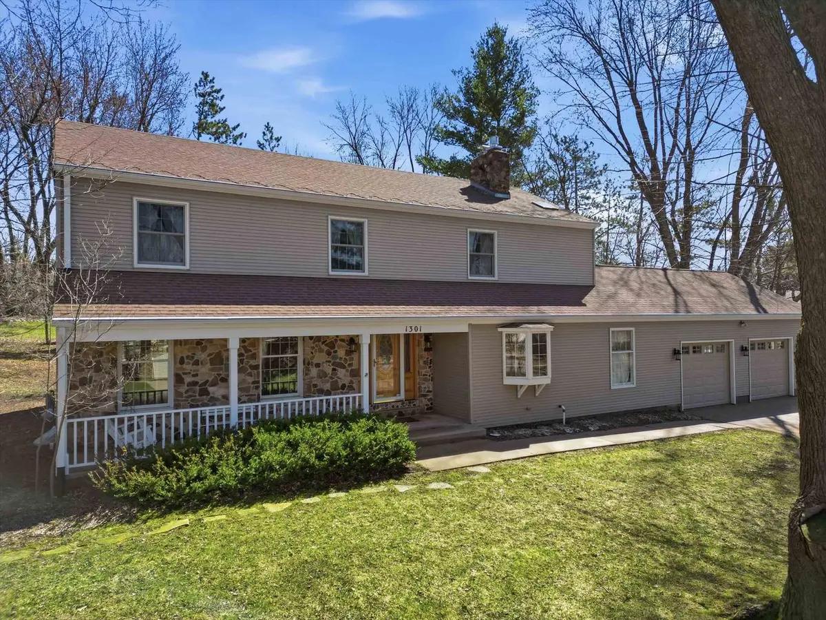 1301 BROADWAY AVENUE, Marshfield, WI 54449 - #1