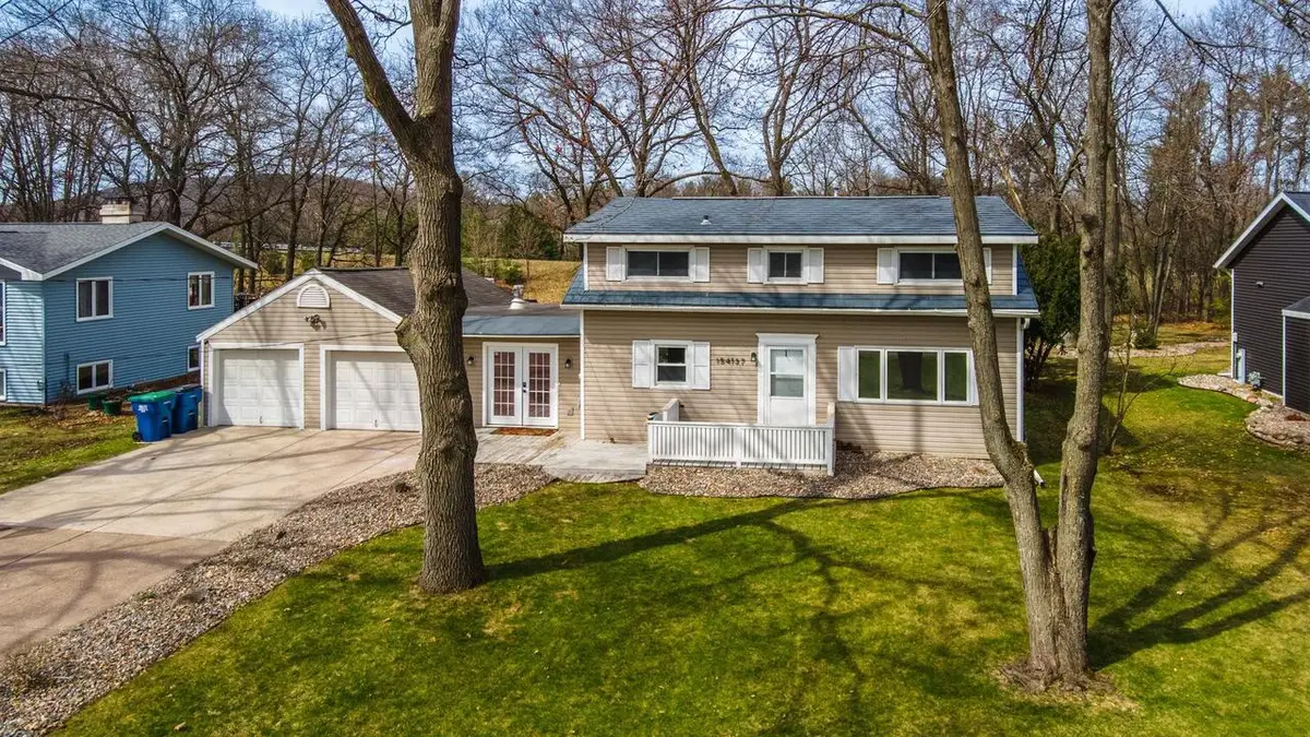 154137 PARAMOUNT DRIVE, Wausau, WI 54401 - #1