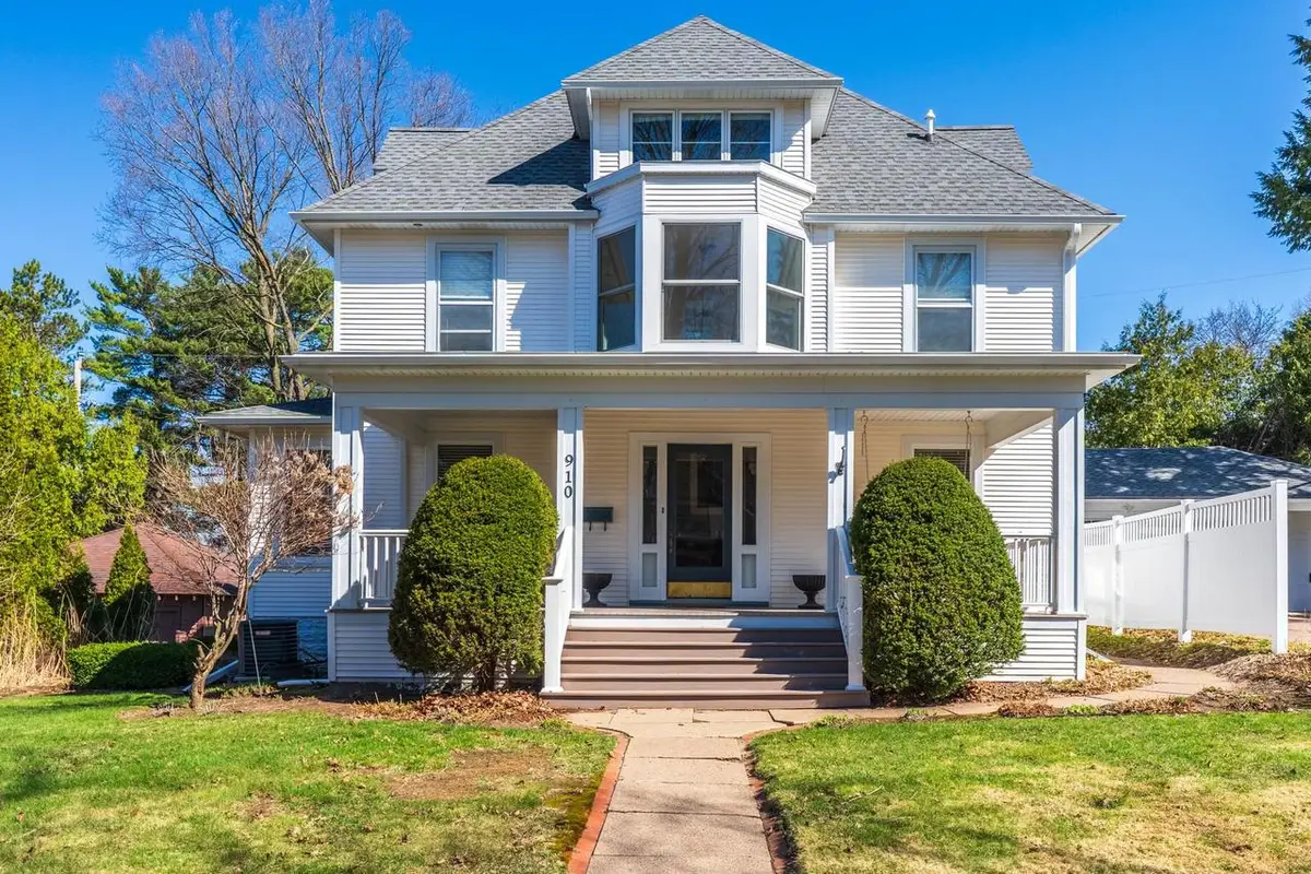 910 FULTON STREET, Wausau, WI 54403 - #1