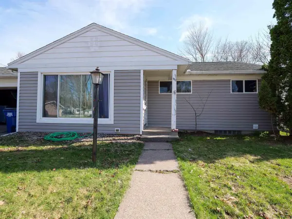 913 W STROWBRIDGE STREET, Wausau, WI 54401