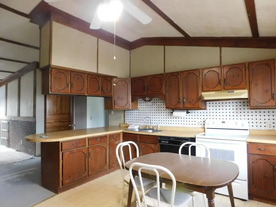 602 DOUGLAS STREET, Merrill, WI 54452 - #2
