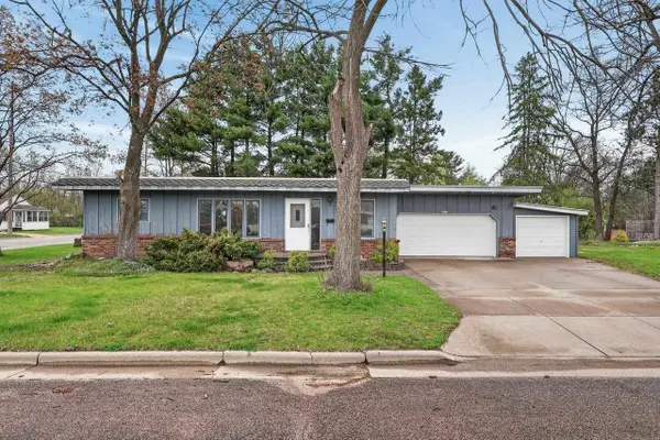 2011 OAK STREET, Wisconsin Rapids, WI 54494