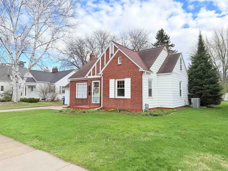 401 BROADWAY AVENUE, Wausau, WI 54403 - #3