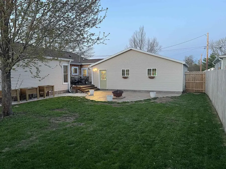 1440 OAK STREET, Wisconsin Rapids, WI 54494 - #3