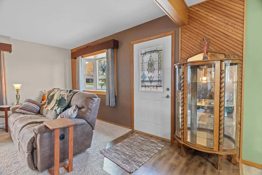 715 HINMAN AVENUE, Marshfield, WI 54449 - #2