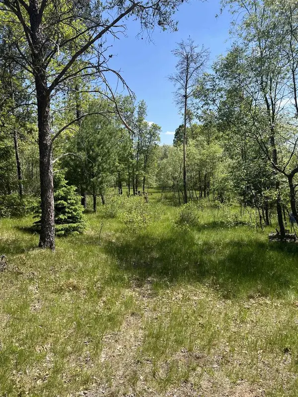 1047 ARCHERS WAY, Nekoosa, WI 54457