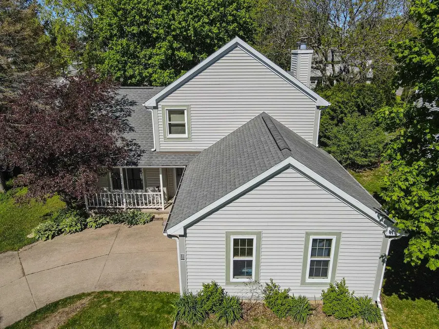 26 CROSSBRIDGE COURT, Madison, WI 53717 - #2