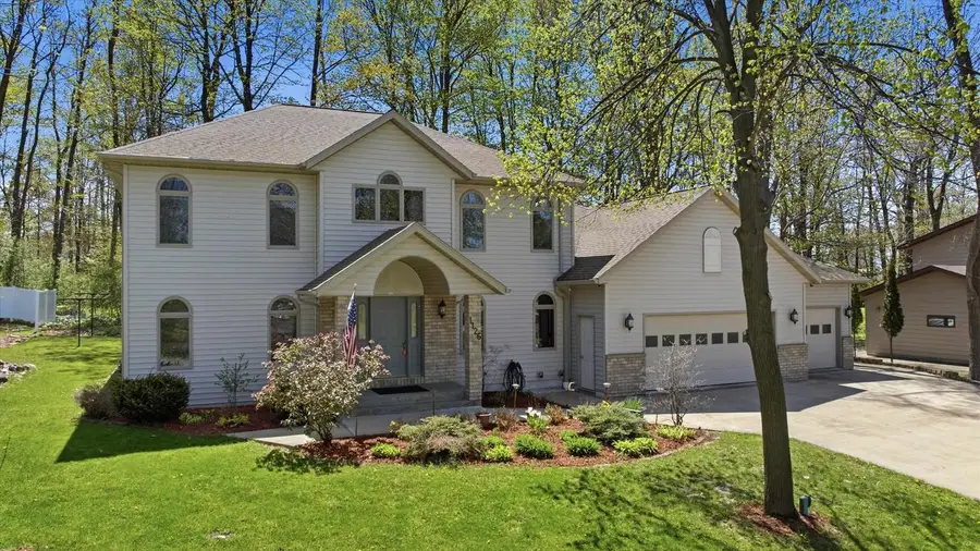 1126 IVES STREET, Marshfield, WI 54449 - #2