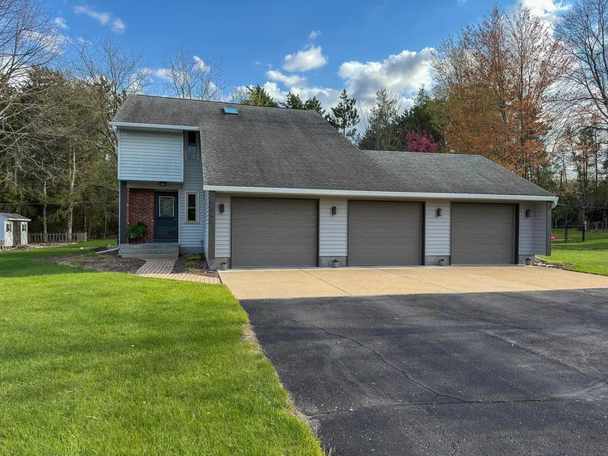 5545 RIVERVIEW COURT, Stevens Point, WI 54482 - #1