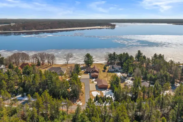 4633 MARTHAS LANE, Junction City, WI 54443