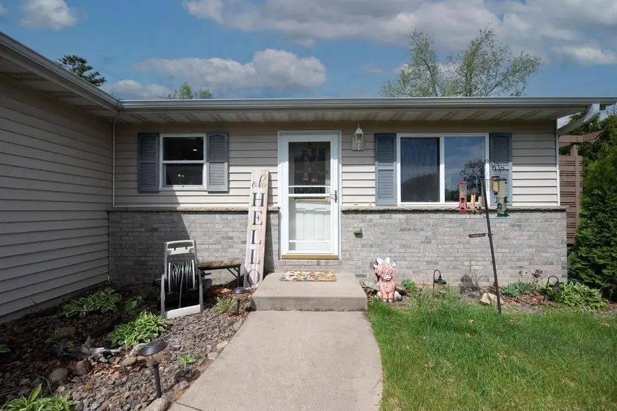 3321 ROSEWOOD DRIVE, Plover, WI 54467 - #3
