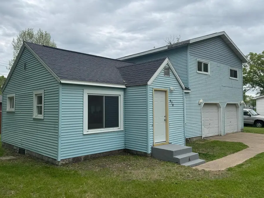 670 GERTRUDE AVENUE, Nekoosa, WI 54457 - #3
