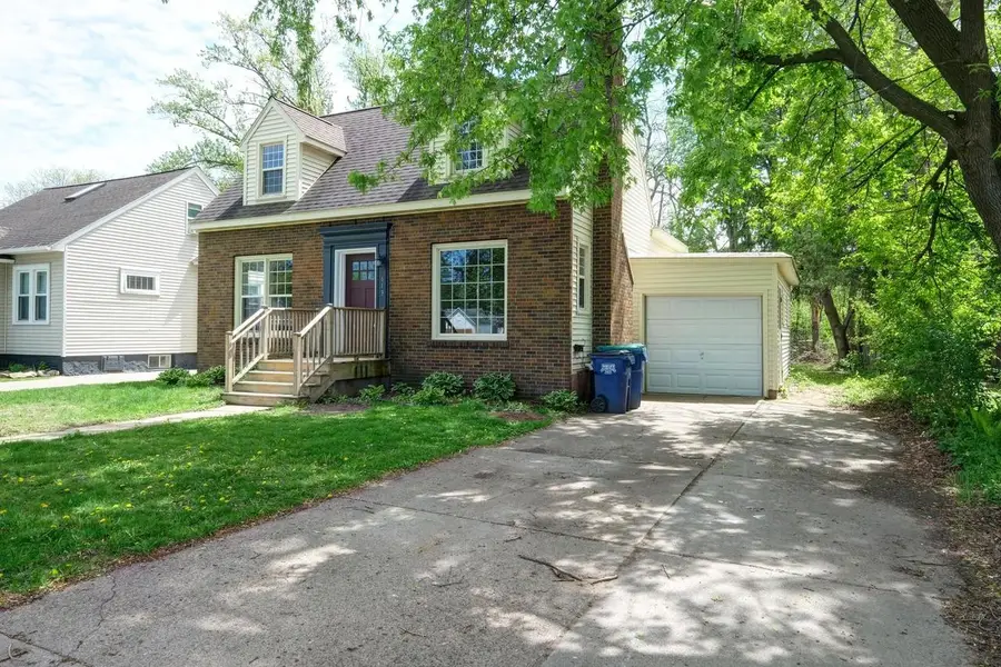 613 FLORAL AVENUE, Wausau, WI 54403 - #3