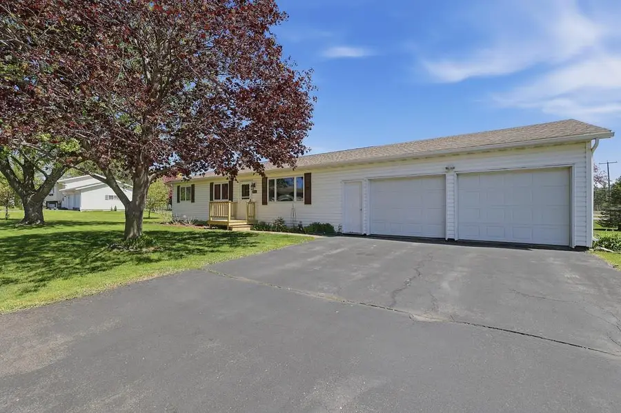3008 W HUETTER STREET, Marshfield, WI 54449 - #3