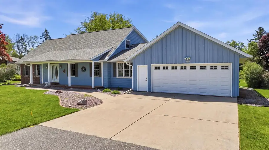 1006 W BLODGETT STREET, Marshfield, WI 54449 - #2