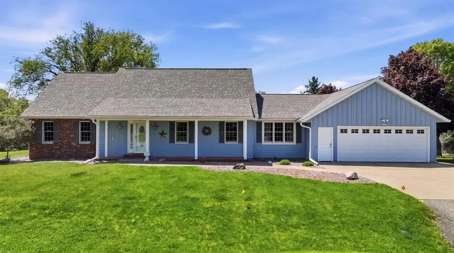 1006 W BLODGETT STREET, Marshfield, WI 54449 - #3